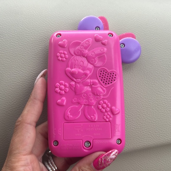 Disney Minnie Why Hello There Cell Phone - Picture 2 of 3